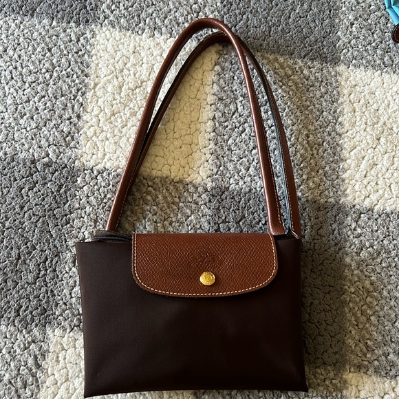 Longchamp Handbags - Longchamp brown handbag